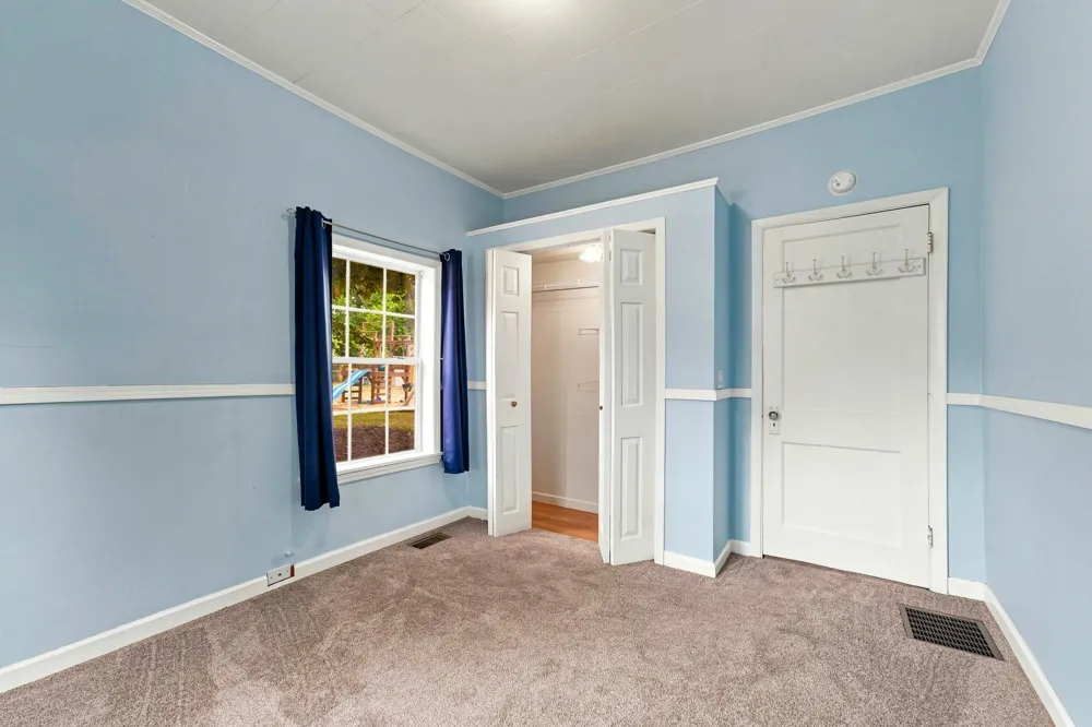 128 Floral Avenue Plainwell City, MI 49080