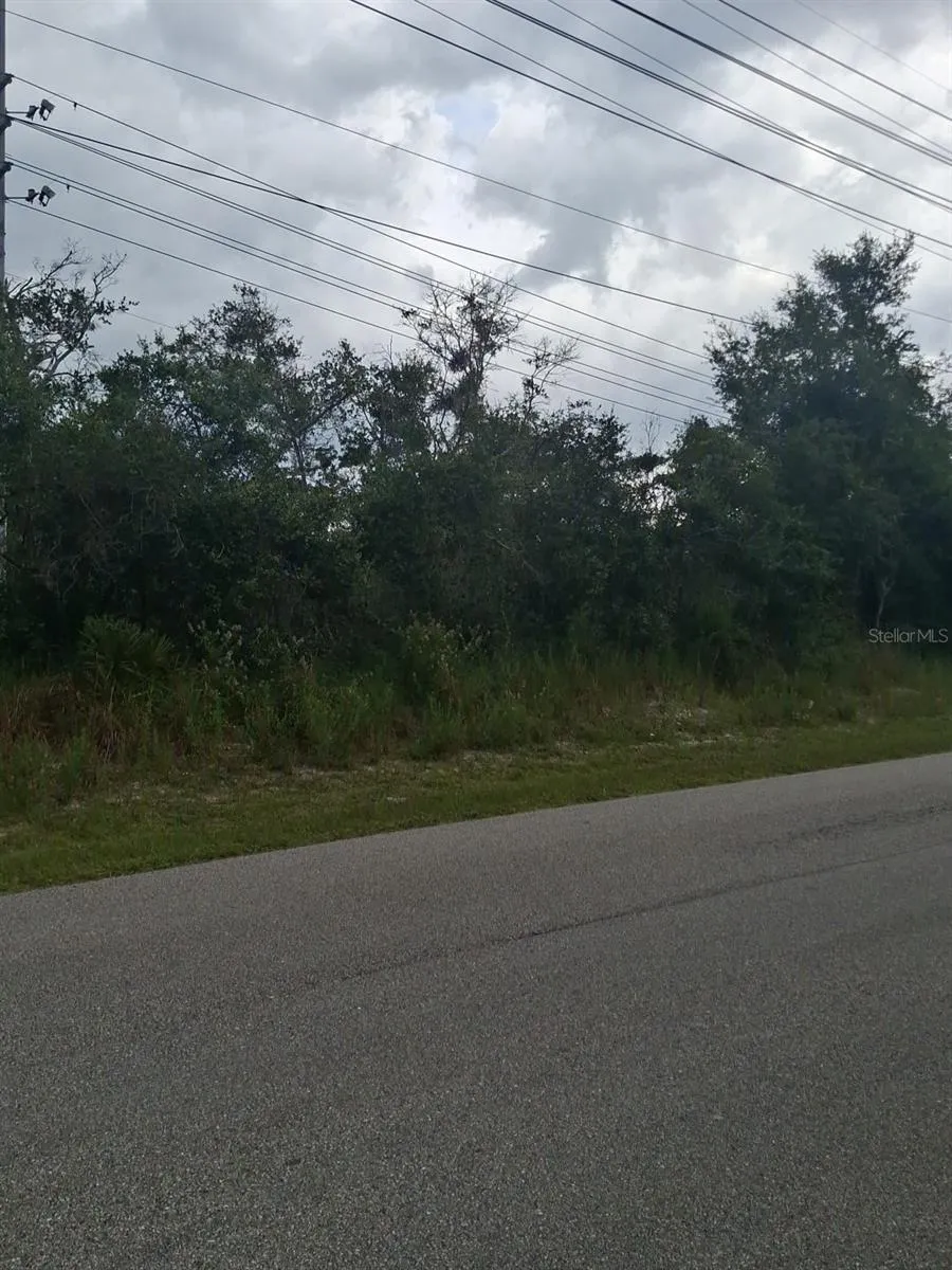 SIXMA ROAD Deltona, FL 32738