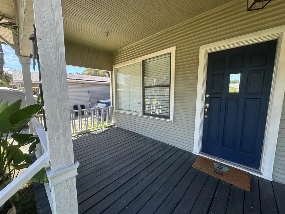 1308 E FRIERSON AVENUE Tampa, FL 33603