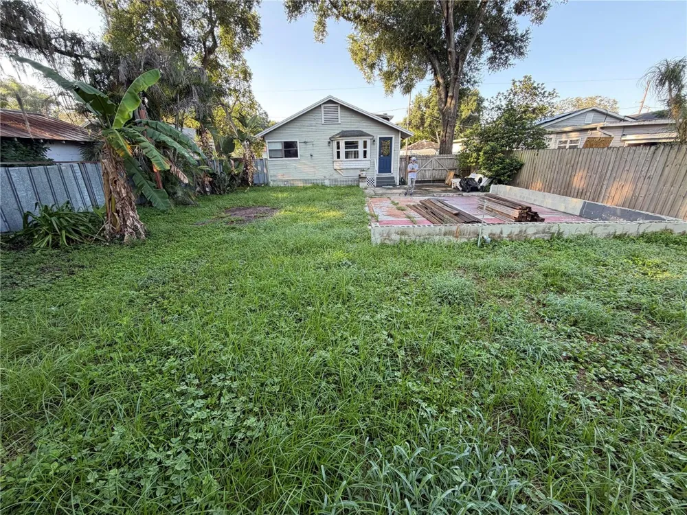 1308 E FRIERSON AVENUE Tampa, FL 33603