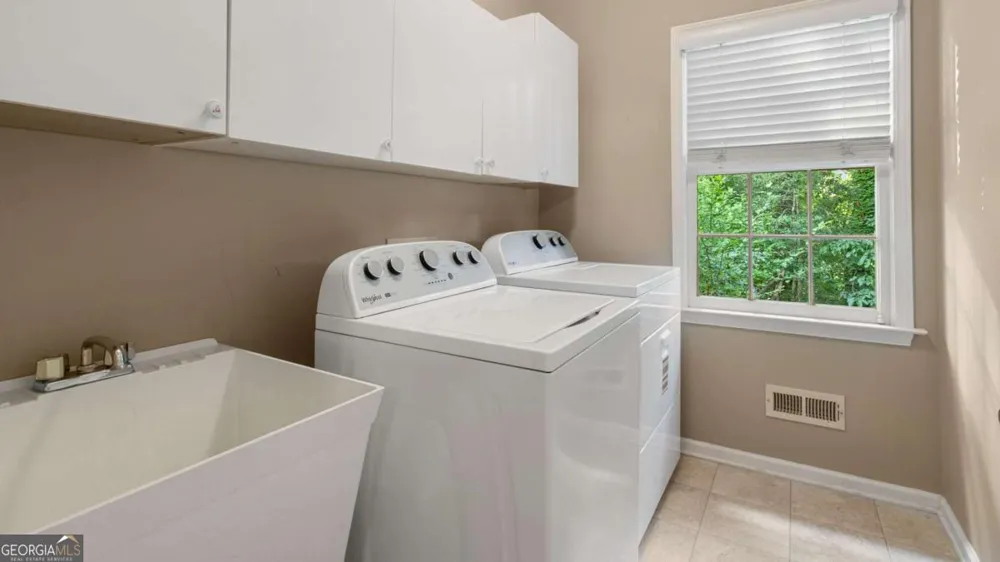 3385 Summit TRL Cumming, GA 30041
