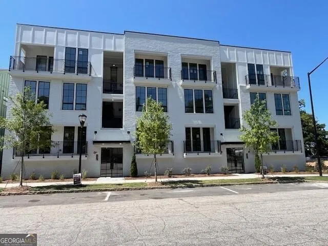 989 Bibbs Circle NW Atlanta, GA 30318