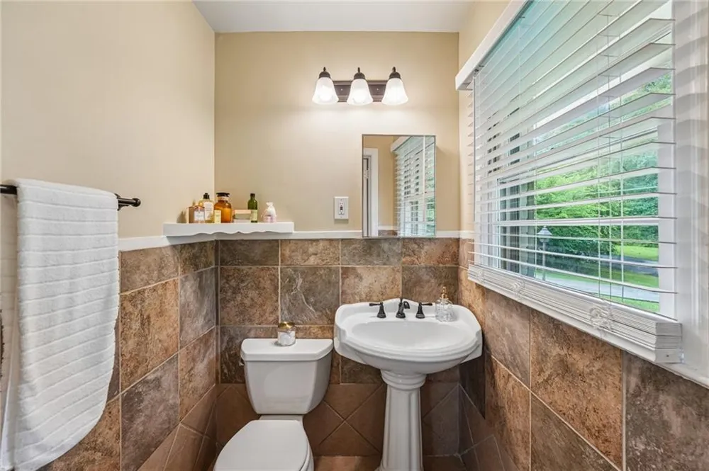 2120 Meadowbrook Lane SE Marietta, GA 30067