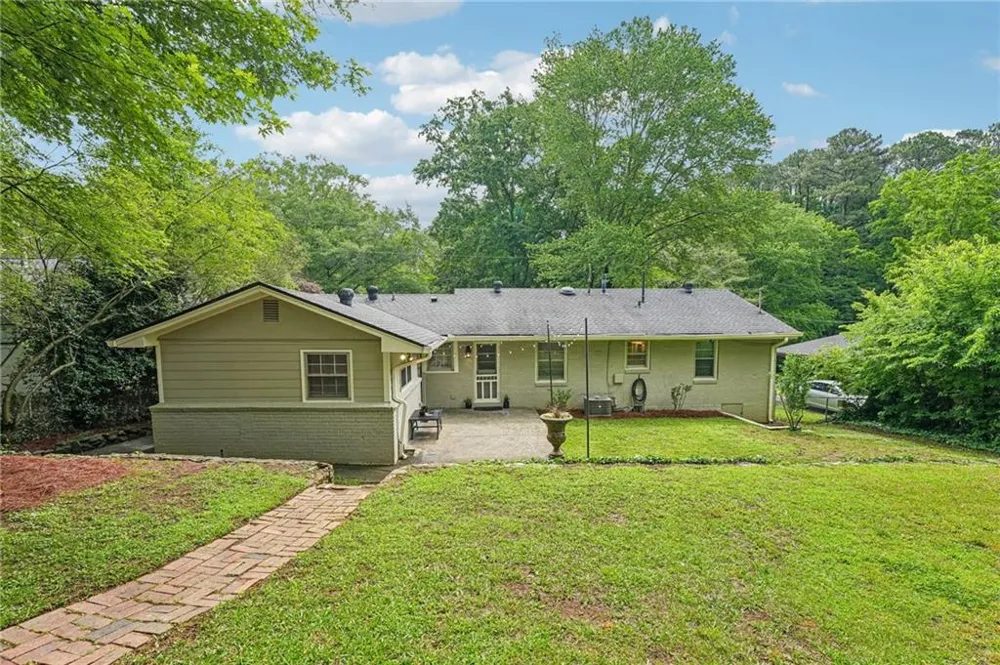 2120 Meadowbrook Lane SE Marietta, GA 30067