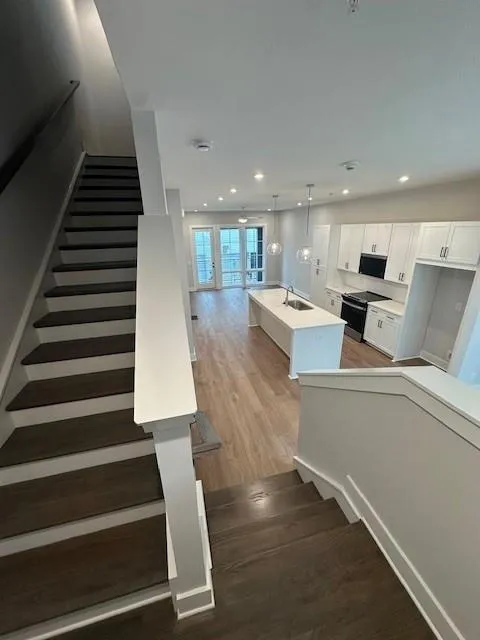 989 Bibbs Circle NW #24 Atlanta, GA 30318