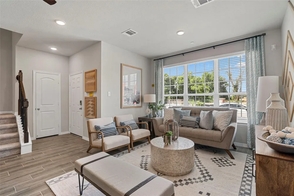 2331 Seven Oaks Boulevard #16 Tomball, TX 77375