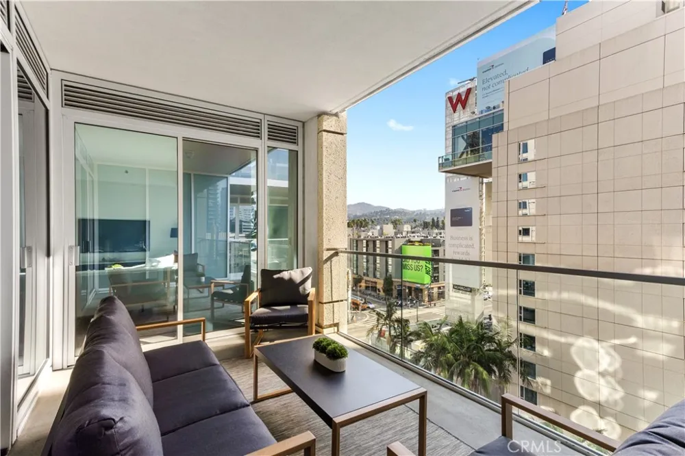 6250 Hollywood Blvd 8D Los Angeles, CA 90028