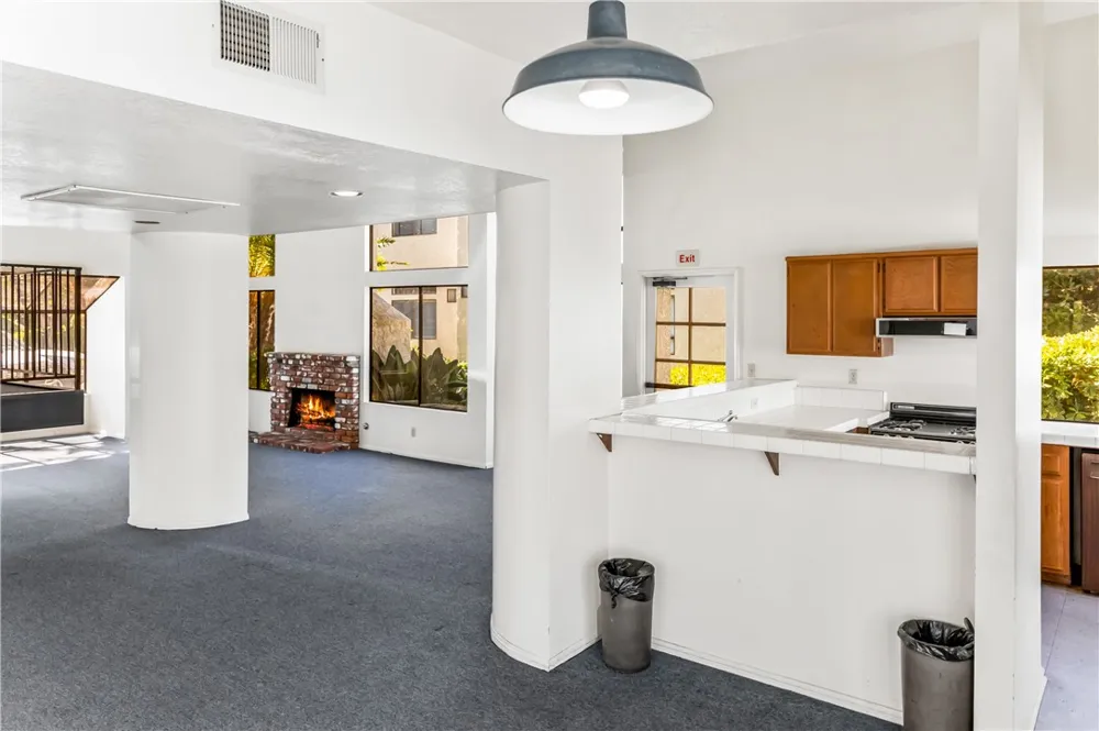 5071 Dorado Drive #106 Huntington Beach, CA 92649