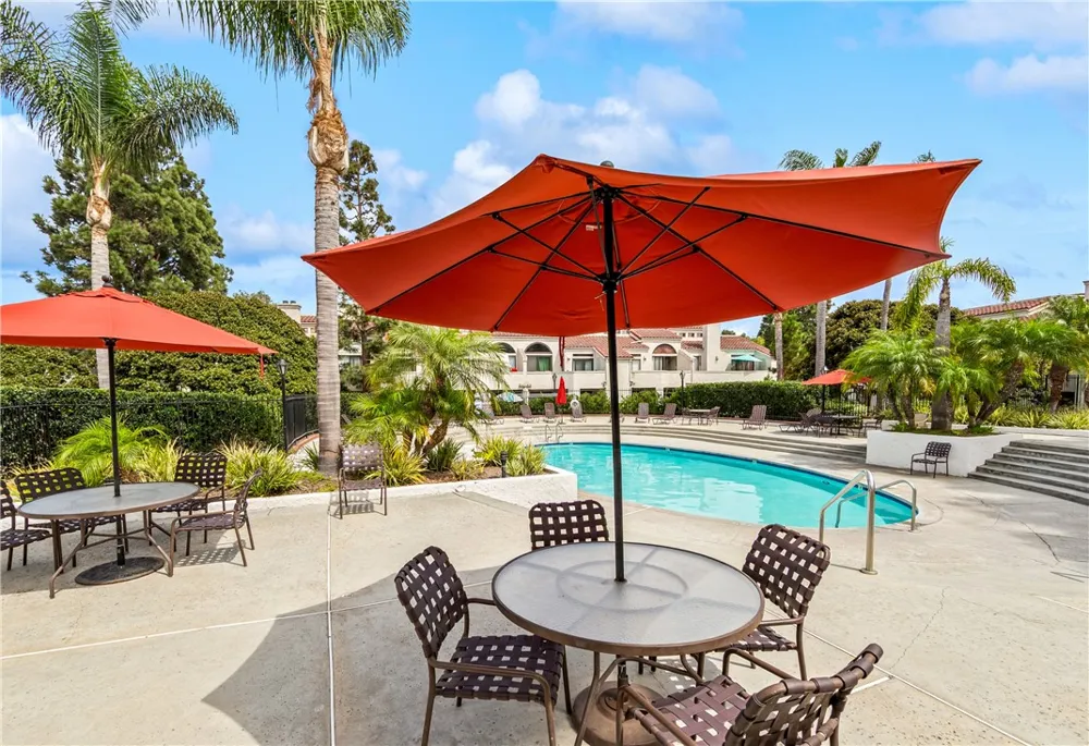 5071 Dorado Drive #106 Huntington Beach, CA 92649