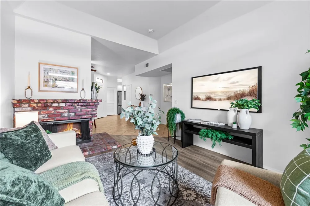 5071 Dorado Drive #106 Huntington Beach, CA 92649