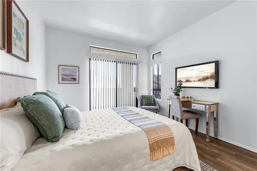 5071 Dorado Drive #106 Huntington Beach, CA 92649