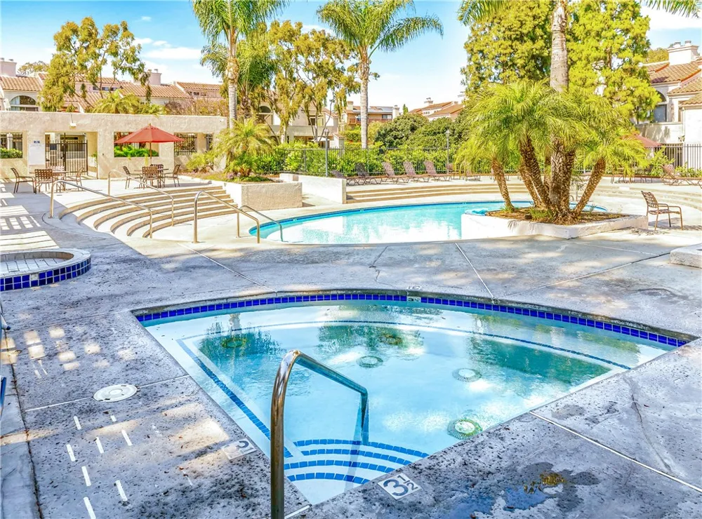 5071 Dorado Drive #106 Huntington Beach, CA 92649