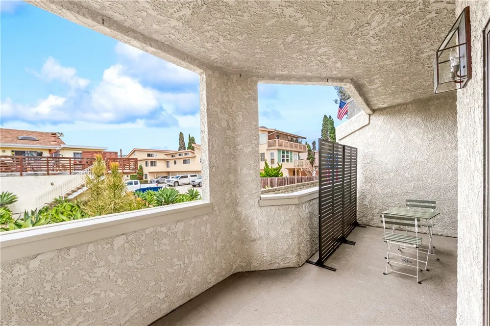 5071 Dorado Drive #106 Huntington Beach, CA 92649