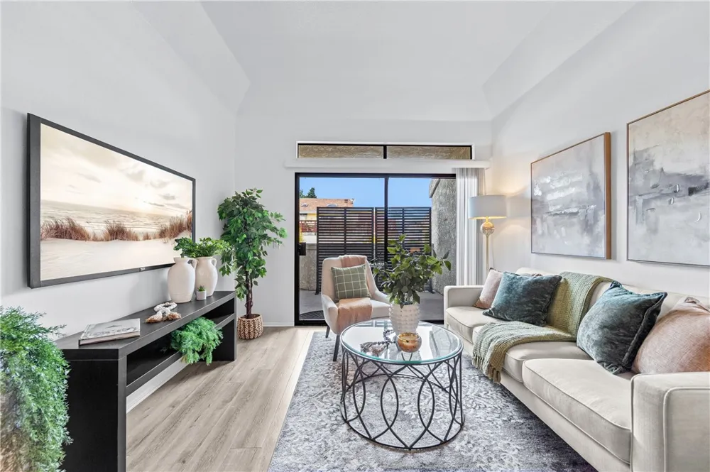 5071 Dorado Drive #106 Huntington Beach, CA 92649