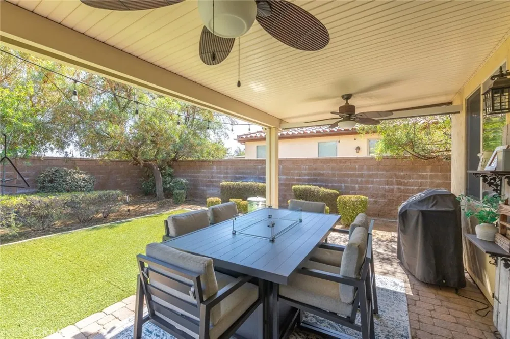 163 Tradition Court Calimesa, CA 92320