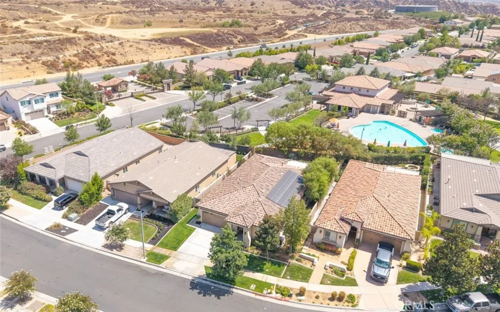 163 Tradition Court Calimesa, CA 92320