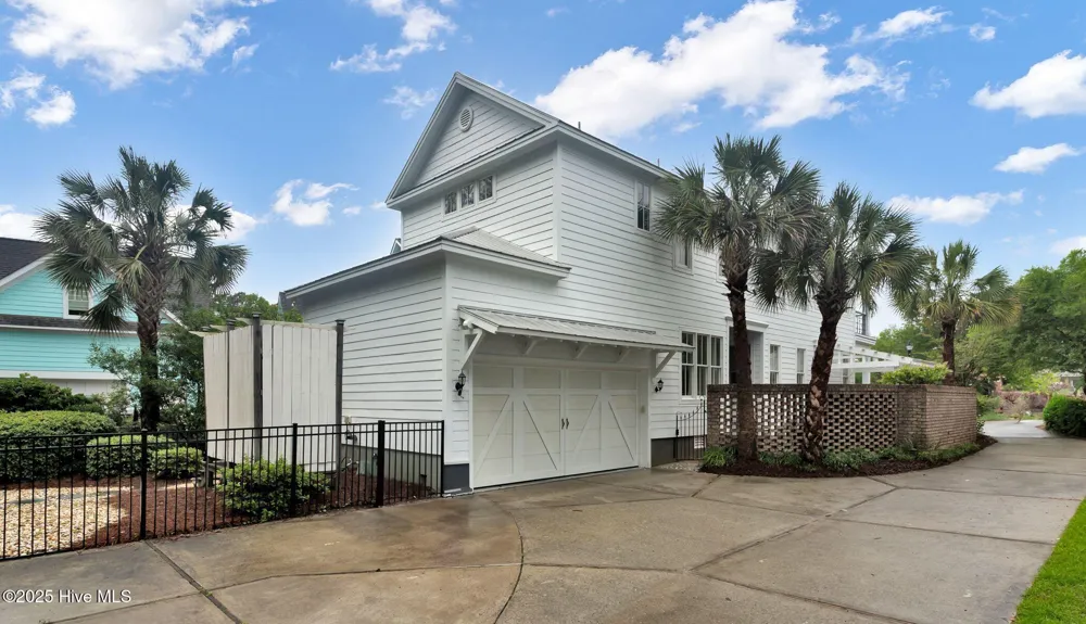 6413 Chalfont Circle Wilmington, NC 28405