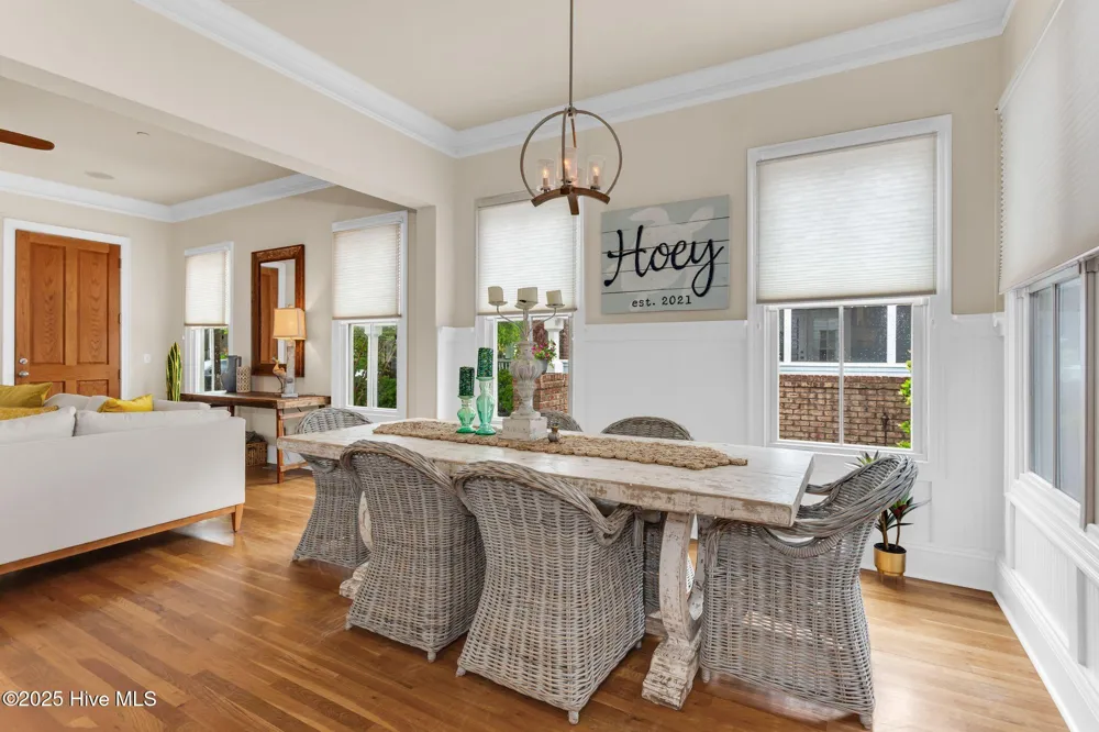 6413 Chalfont Circle Wilmington, NC 28405