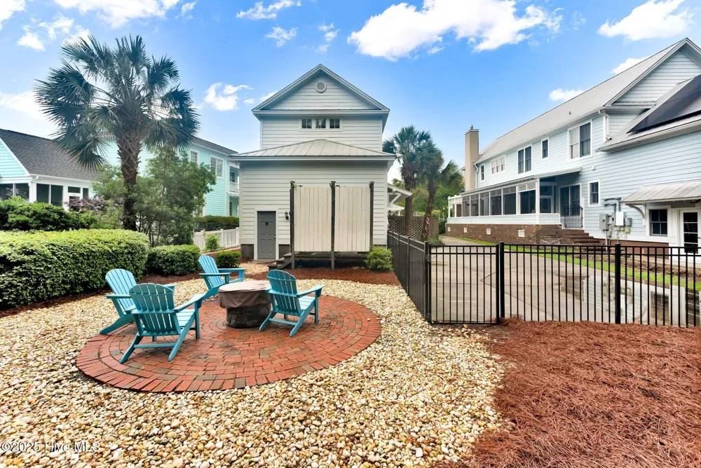 6413 Chalfont Circle Wilmington, NC 28405