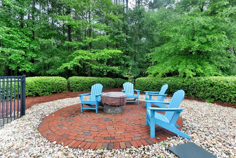 6413 Chalfont Circle Wilmington, NC 28405