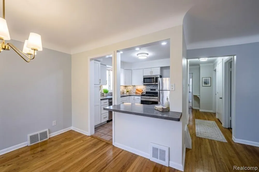 505 S Minerva Avenue Royal Oak City, MI 48067