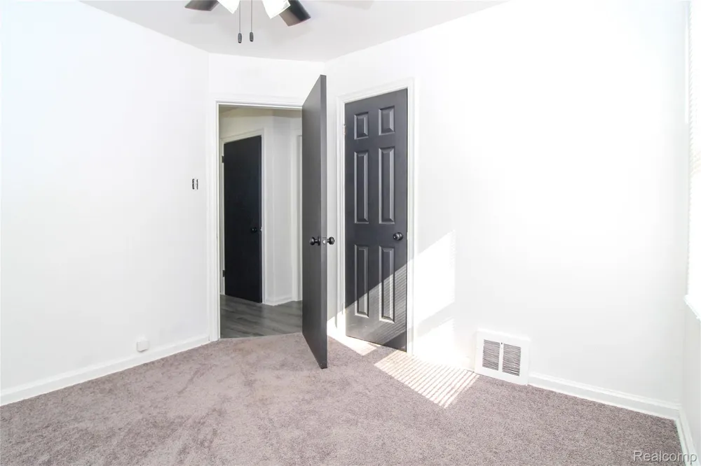 18244 Faust Avenue Detroit City, MI 48219
