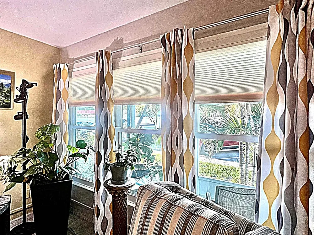 5820 43RD TERRACE TERRACE #1404 Kenneth City, FL 33709