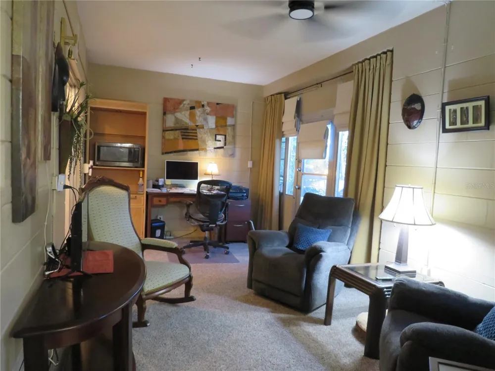 5820 43RD TERRACE TERRACE #1404 Kenneth City, FL 33709