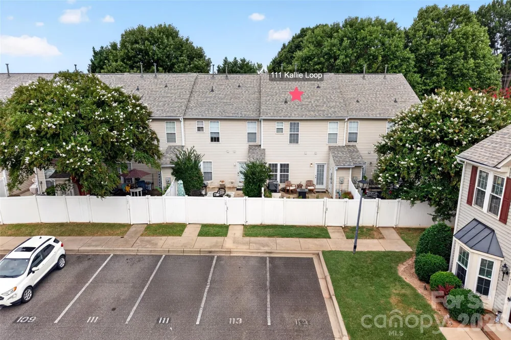 111 Kallie Loop Mooresville, NC 28117