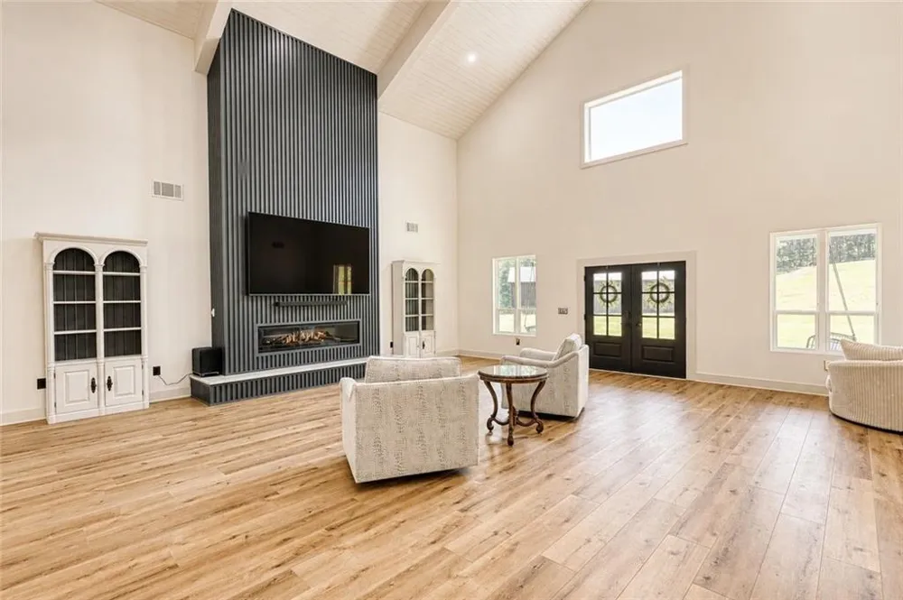 1321 Aqua Rd Madison, GA 30650
