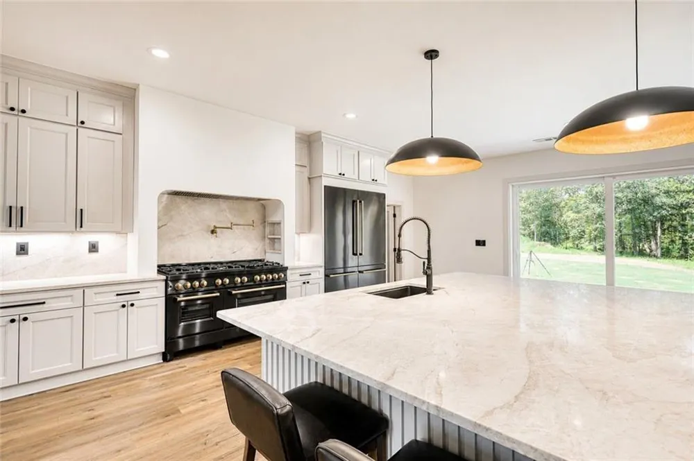 1321 Aqua Rd Madison, GA 30650