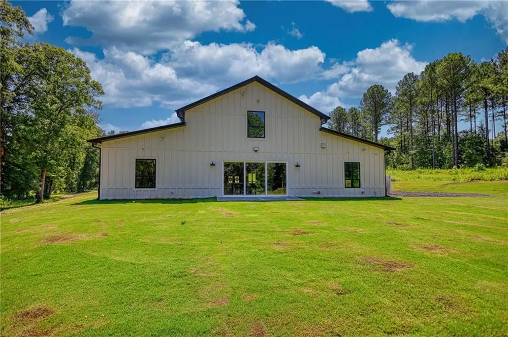 1321 Aqua Rd Madison, GA 30650
