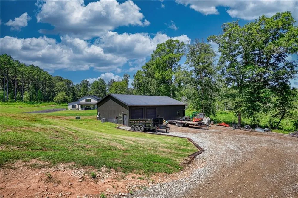 1321 Aqua Rd Madison, GA 30650