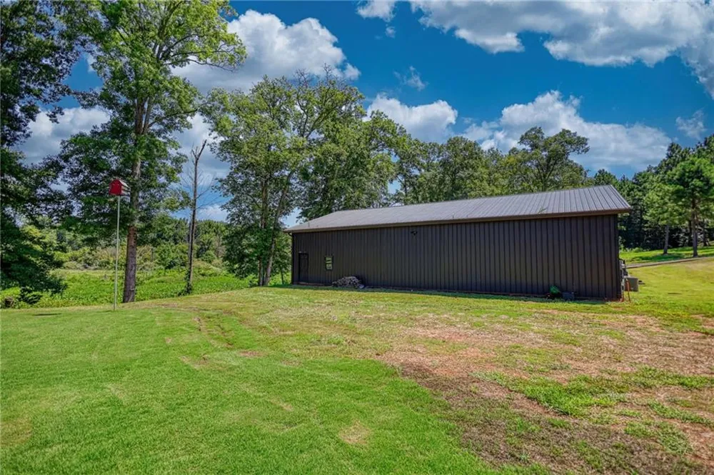 1321 Aqua Rd Madison, GA 30650