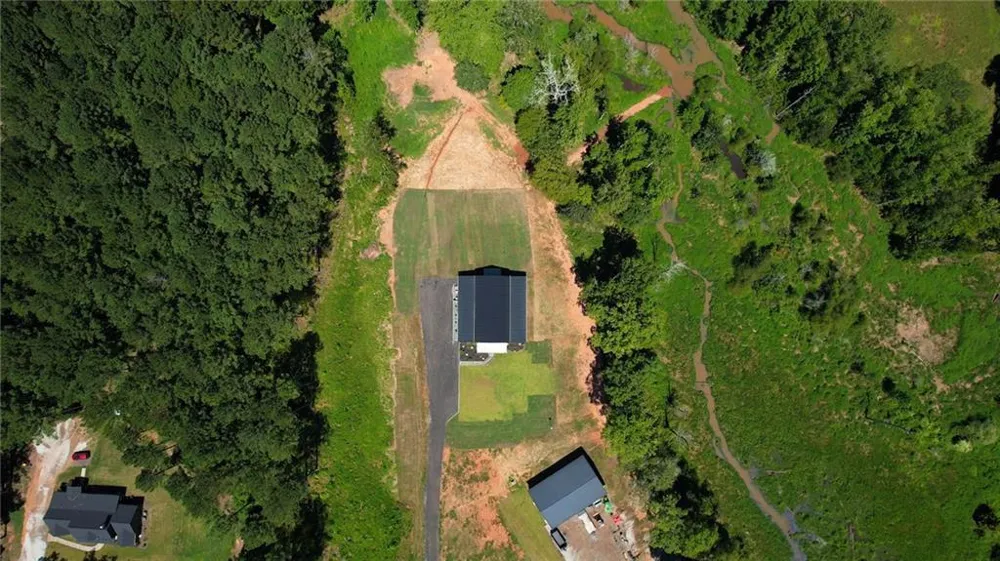 1321 Aqua Rd Madison, GA 30650