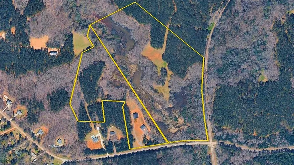 1321 Aqua Rd Madison, GA 30650