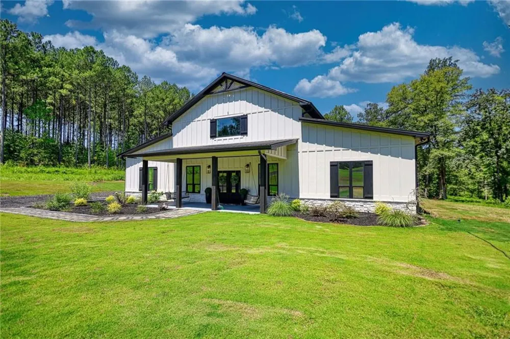 1321 Aqua Rd Madison, GA 30650