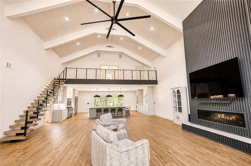 1321 Aqua Rd Madison, GA 30650