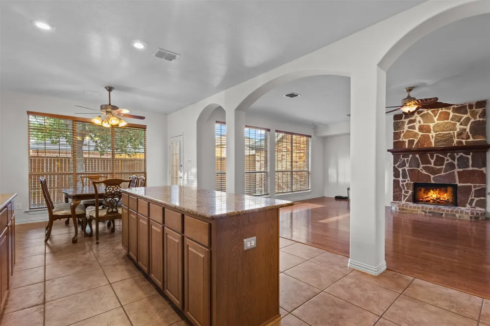 7513 Kallan Drive Rowlett, TX 75089