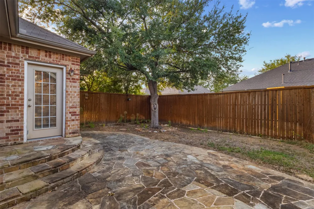 7513 Kallan Drive Rowlett, TX 75089