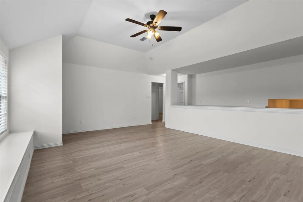 7513 Kallan Drive Rowlett, TX 75089