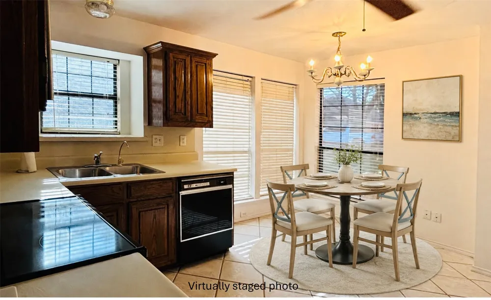 4019 Rive Lane Addison, TX 75001