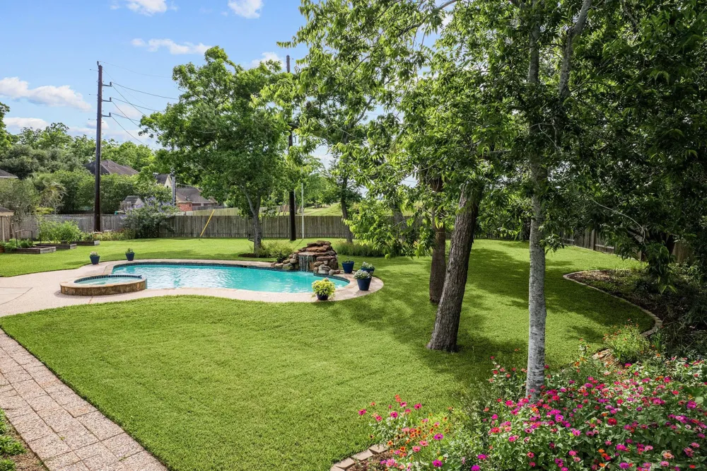 9603 Randon Lane Missouri City, TX 77459