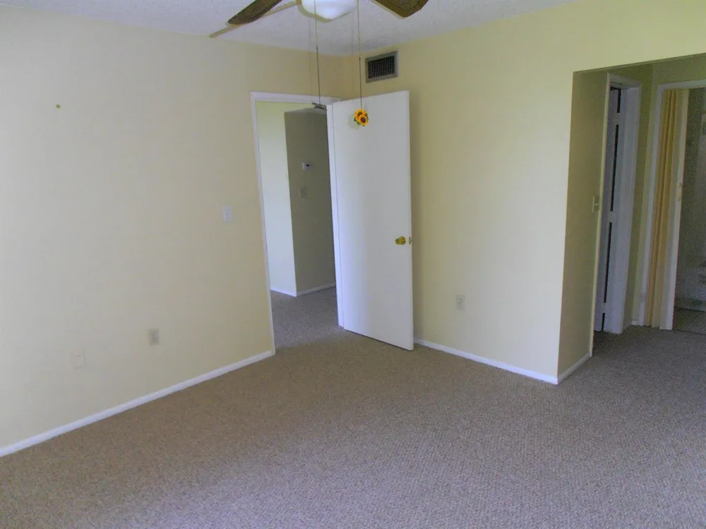 9451 EVERGREEN PLACE #306 Davie, FL 33324