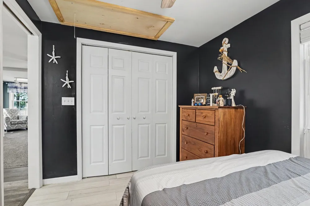 745 Waterfront Drive Kinderhook Township, MI 49036