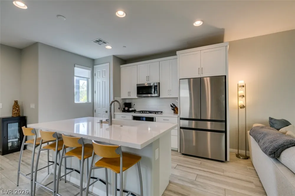 11755 Emerald Lake Avenue Las Vegas, NV 89138