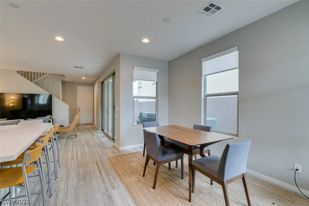 11755 Emerald Lake Avenue Las Vegas, NV 89138