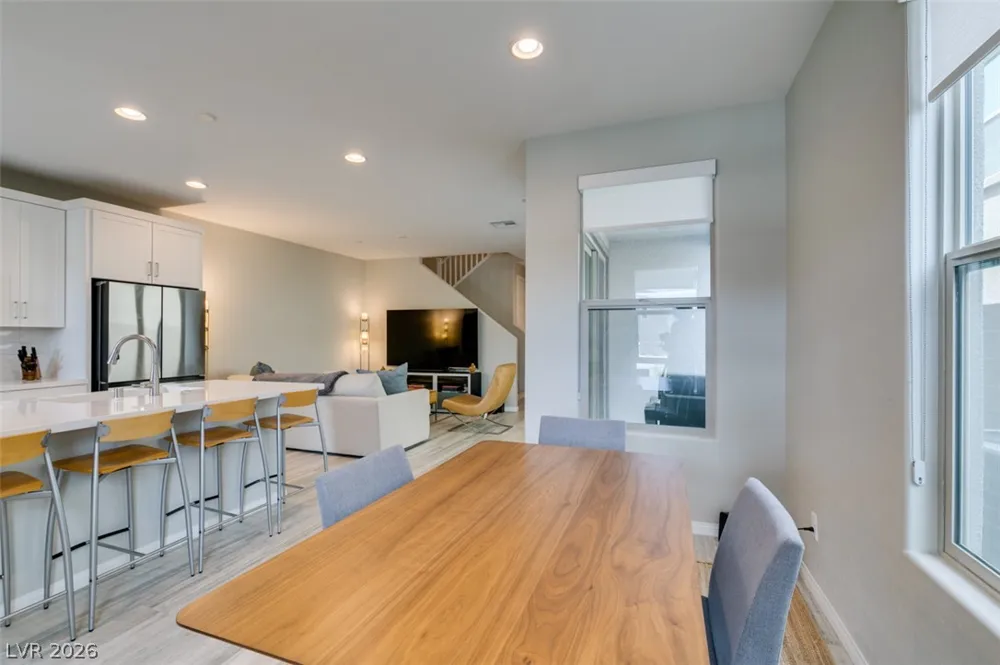 11755 Emerald Lake Avenue Las Vegas, NV 89138