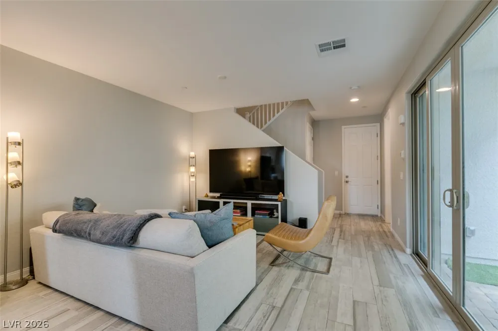 11755 Emerald Lake Avenue Las Vegas, NV 89138