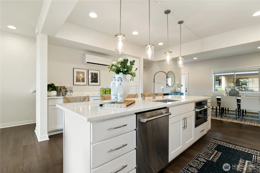 1429 8th Avenue NE #8 Issaquah, WA 98029